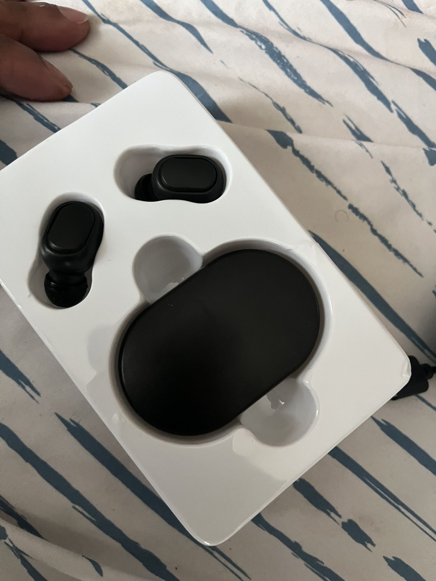 brand new wireless Headphones And Can Speak In Then