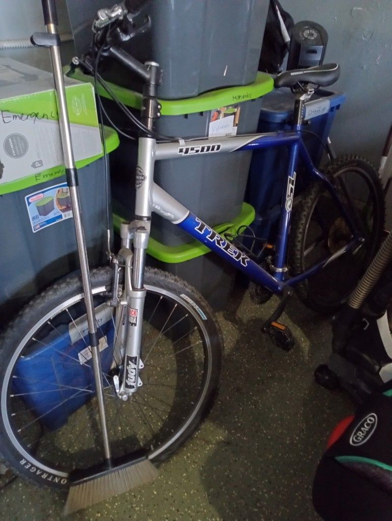 TREK Bontrager Road Bike - Moving Sale