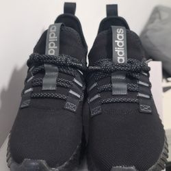 Adidas 9.5