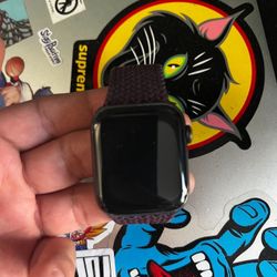 Apple Watch SE 1st Gen