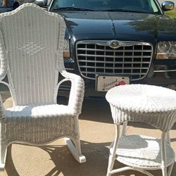 High Back Wicker Chair And Table