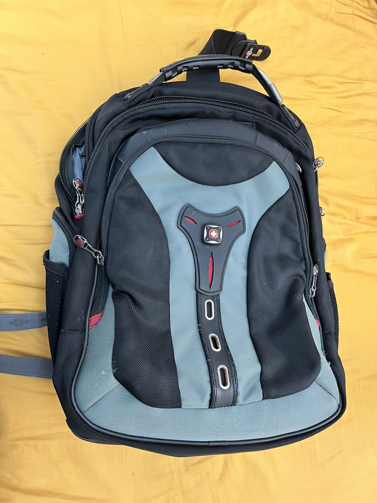 Swissgear Brand By Wenger. Laptop 22” Multiple Pockets Backpack. With Back Cushions And Shock Absorbing 
