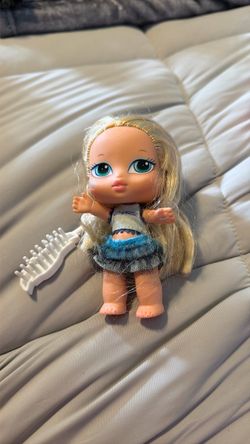 Baby breaths with hair and brush