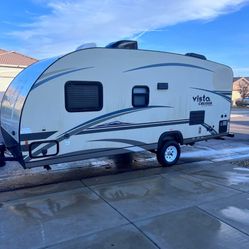 2017 Gulf Stream Vista Cruiser