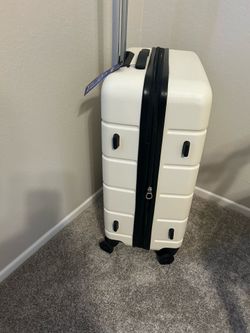 New suitcase  on wheels