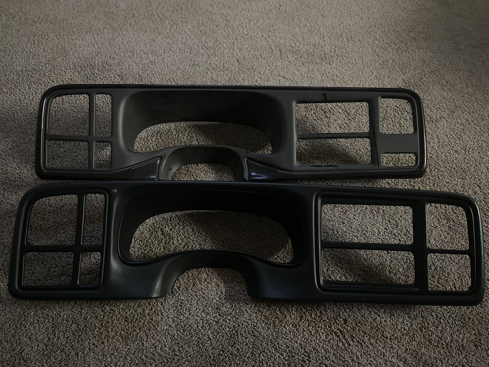 99-2002 Silverado/Denali Cluster Bezel 