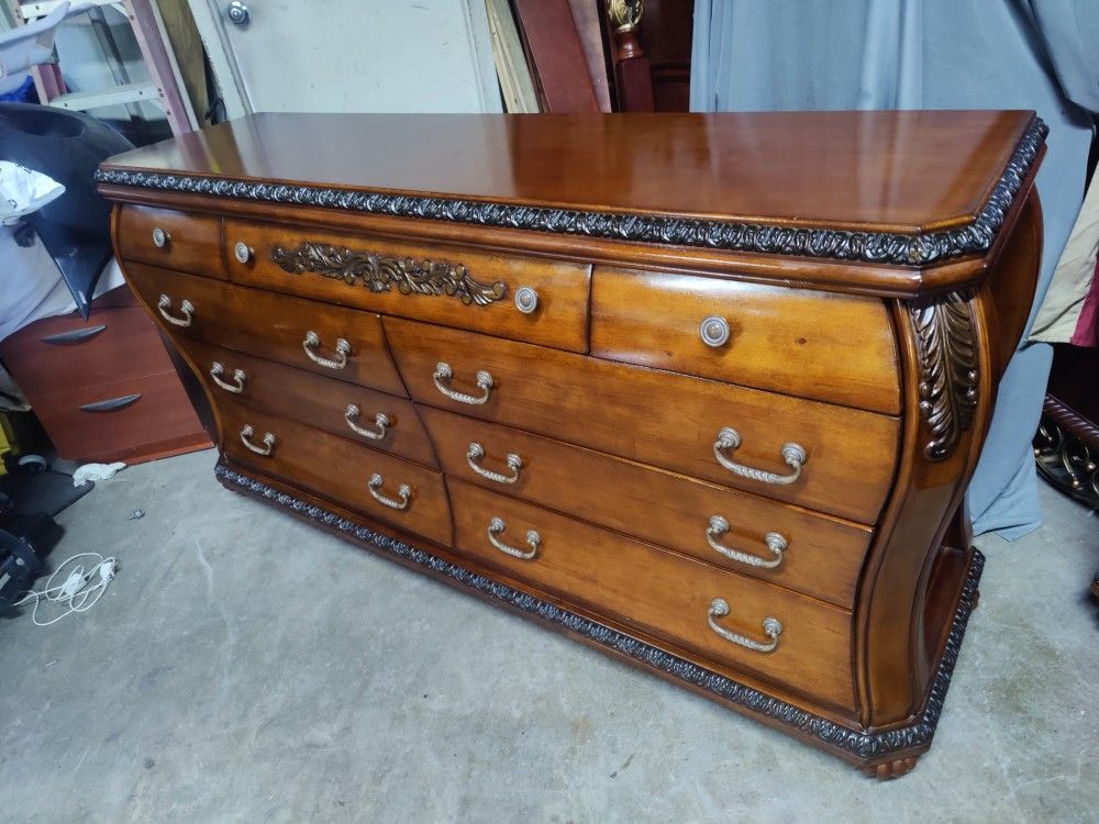 Dresser for Sale in Houston, TX OfferUp