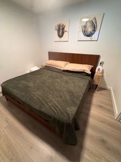King Bed Frame Sturdy
