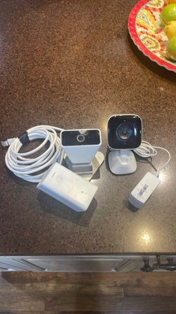 Cameras exfinity god condition