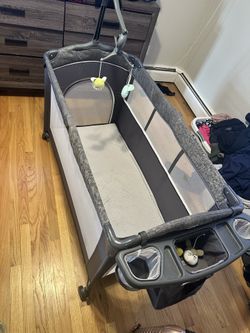 BabyBond Baby Bassinet Bedside Crib, Pack and Play with Sheet, Diaper Changing Table and Music Mobile