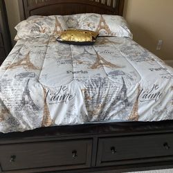 Full Bed With Shelfs 