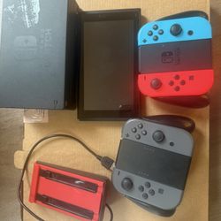 Nintendo switch 1st gen With Accessories 