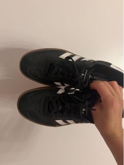 Sambae adidas women’s