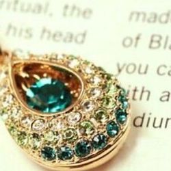 Fashion Crystal Rhinestone Gold Plated Blue Teardrop Pendant Necklace Women Gift


