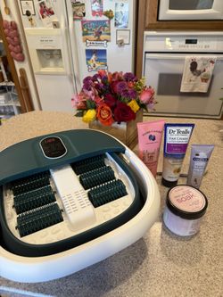 Brand New Heated Foot Bath Massager With Foot Set
