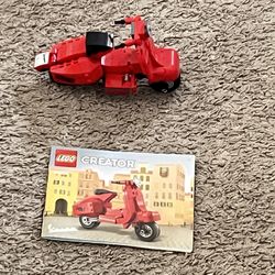 LEGO Vespa 