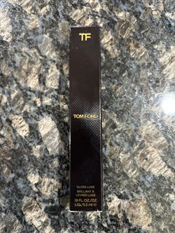 NEW TOM FORD GLOSS LUXE IN PHANTOME $25!!