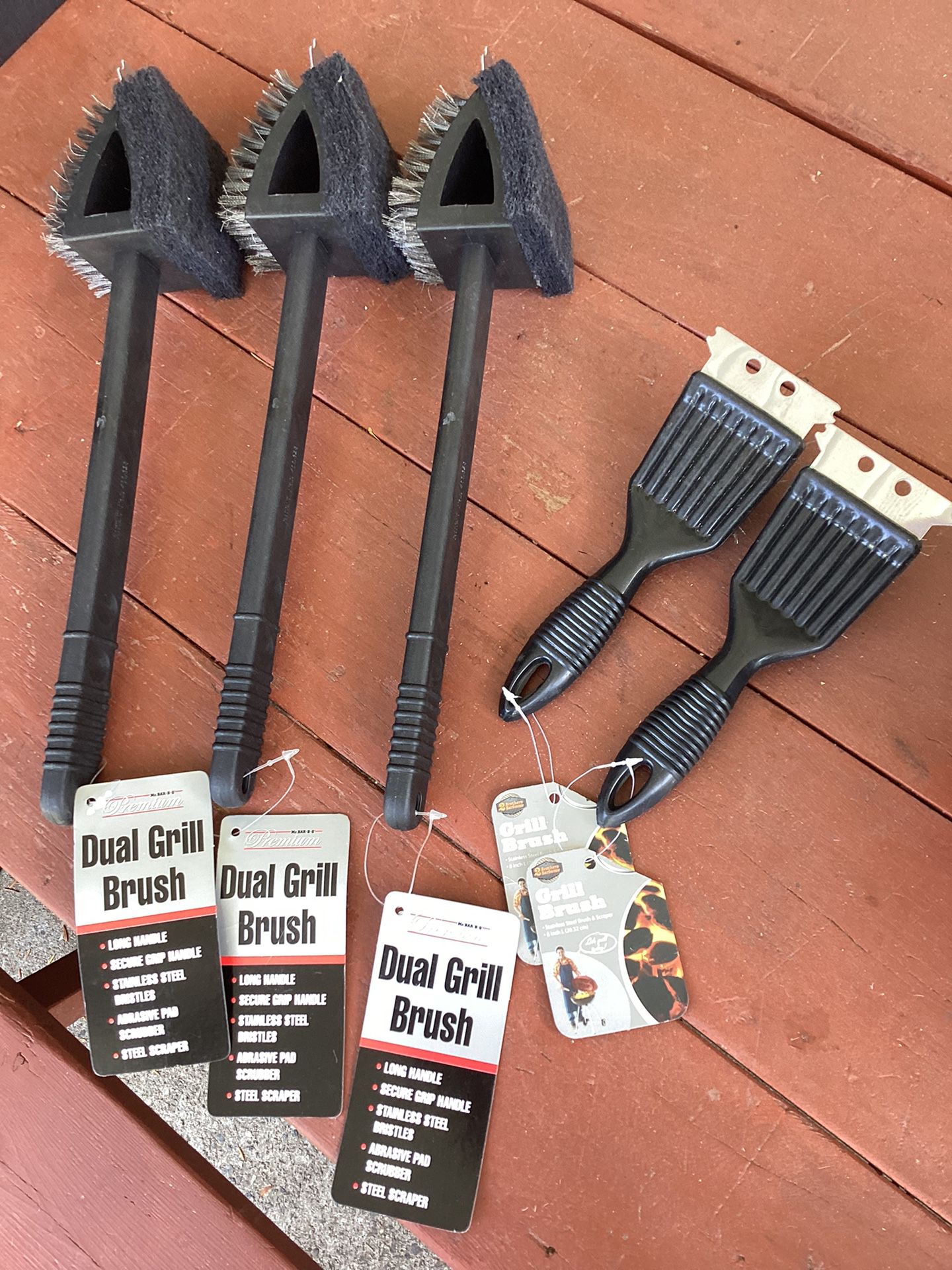 Long Handle Duo Brush/ Pad Grill Brushes $5///Small Size $2