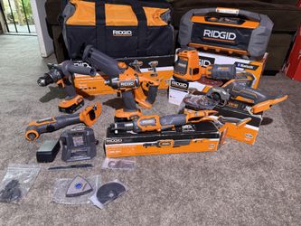 RIDGID 18V Brushless Cordless 8-Tool Combo Kit with (2) 2.0 Ah and (1) 4.0 Ah MAX Output Batteries, and Charger