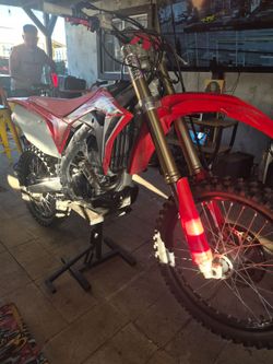 2021 HONDA 250R