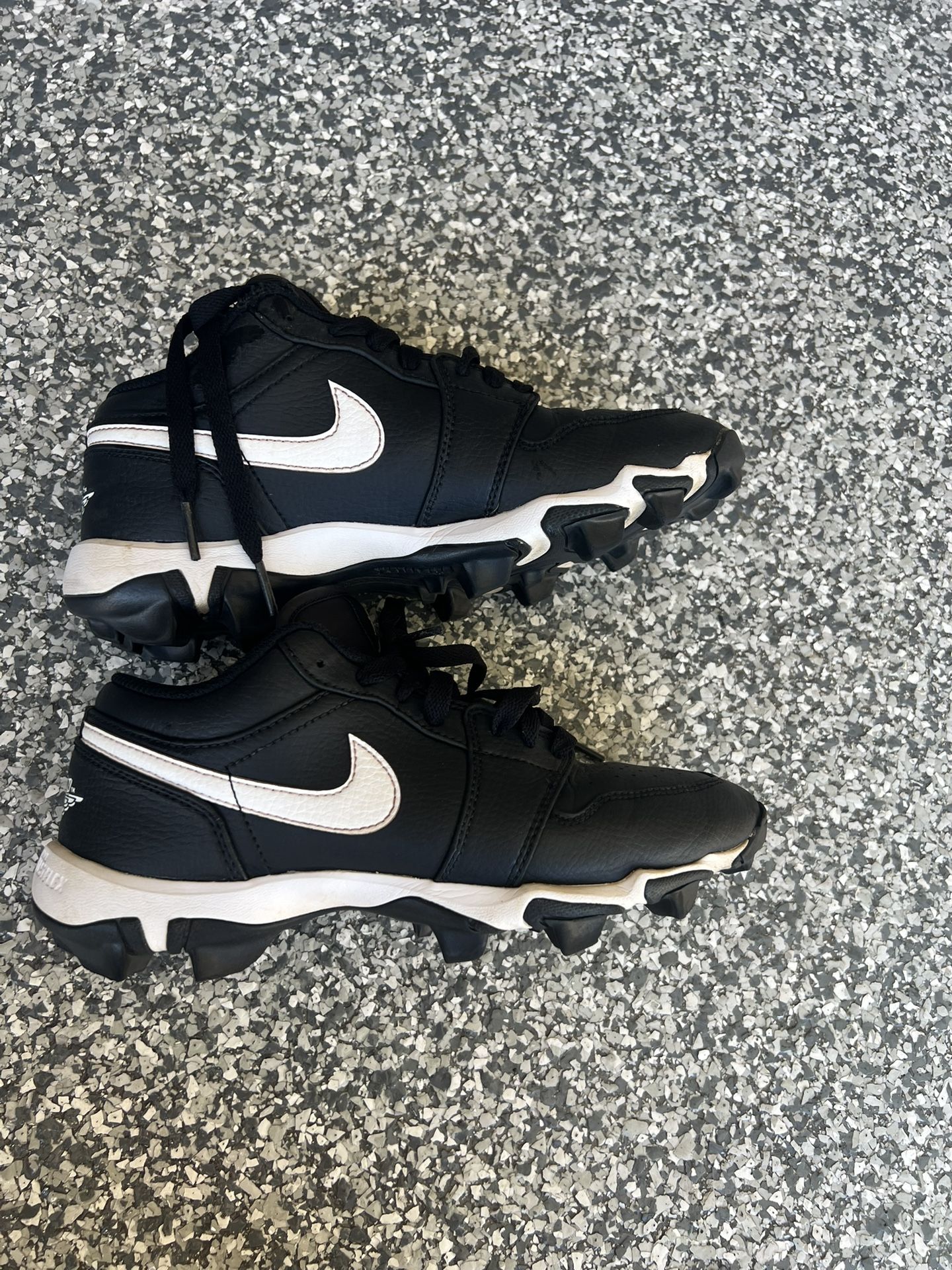 Jordan 1’s Baseball Cleats Size 6y $35