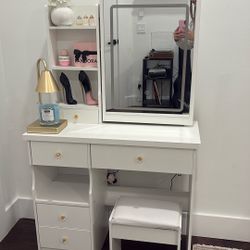 Like New Vanity with Sliding Mirror