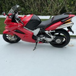 2002 Honda VFR 800FI  Interceptor