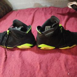 Nike Air Jordan 6 Retro Electric Green Men's Size 10.5  Black Sneakers CT8529–003