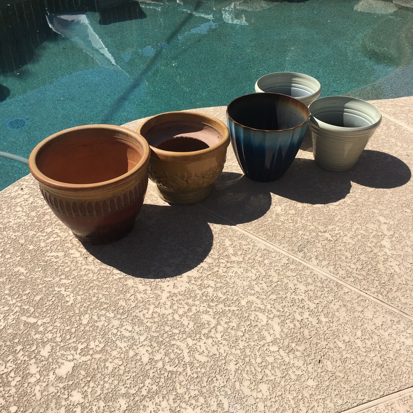 Outdoor Planters/Pots - 5 Total