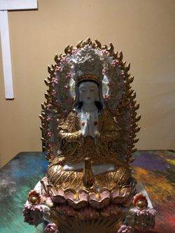 Porcelain Oriental Figure
