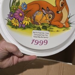Porcelain Collector Plates 4
