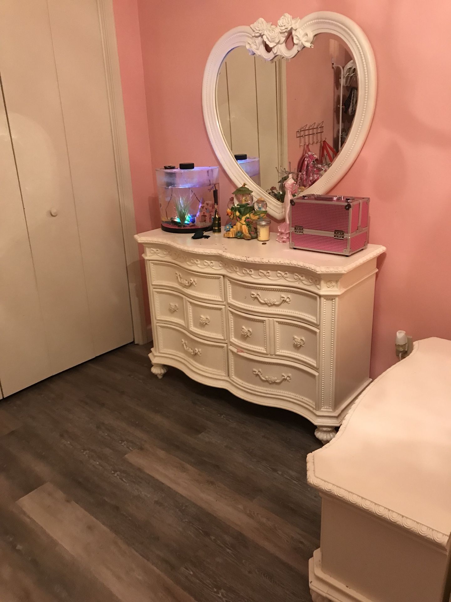 Rooms to Go, Disney Princess furniture - Furniture - Orlando