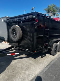 Diamond dump traile