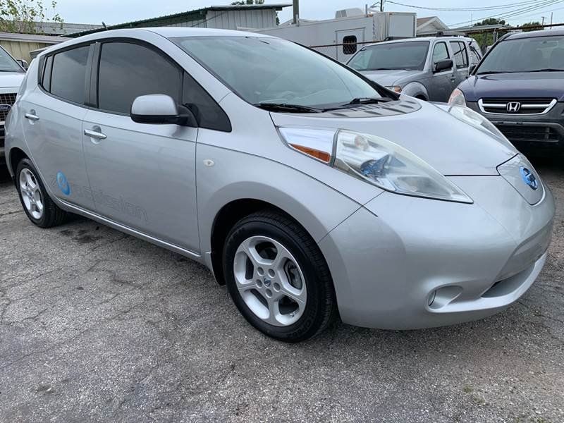 2011 Nissan LEAF