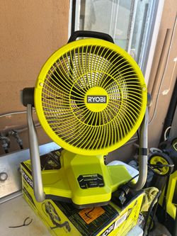 Ryobi ONE+ 18V Cordless Hybrid WHISPER SERIES 12 in. Misting Air Cannon Fan (Tool Only)