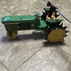 Vintage John Deere Rotating Garden Sprinkler