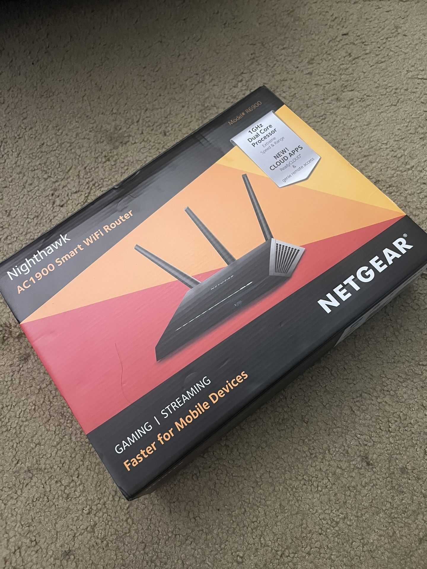 Netgear Nighthawk R6900 Wi-Fi Router