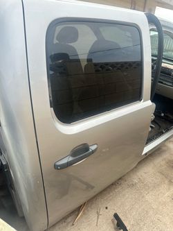 Silverado 2008-2013 rear door passenger