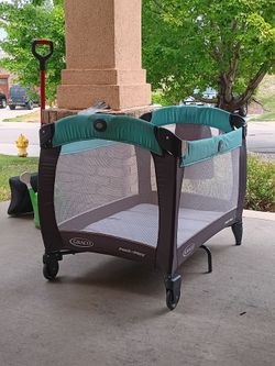 Graco pack n play..