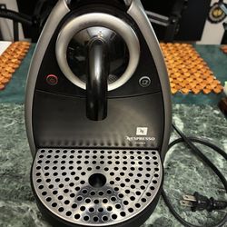 Nespresso Essenza Black Coffee Machine PREOWNED/USED