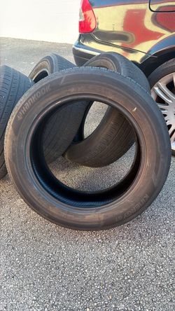 225/55/18. Hankook Kinergy GT Used Tires (Set of 4) $60