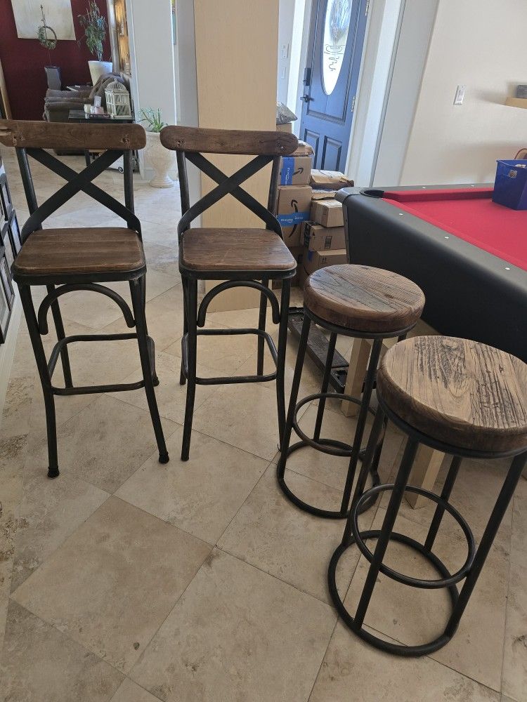 4 Bar Stools
