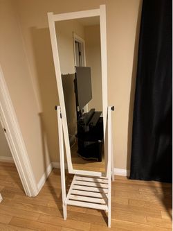 Mirror with stand