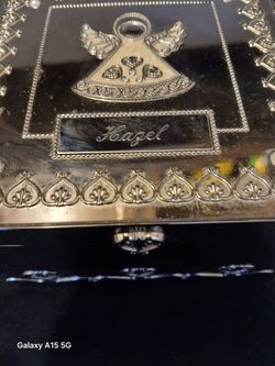  Things remembered jewelry box.