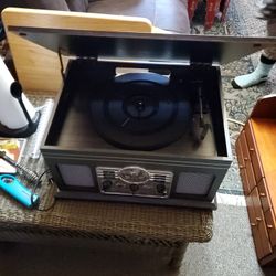 Record Player 