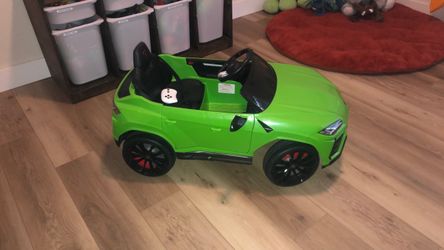Lamborghini Urus Kids Electric Ride-On Car
