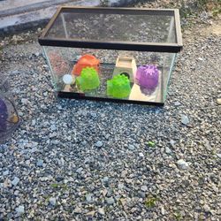 2 Reptile Tanks 30 Each