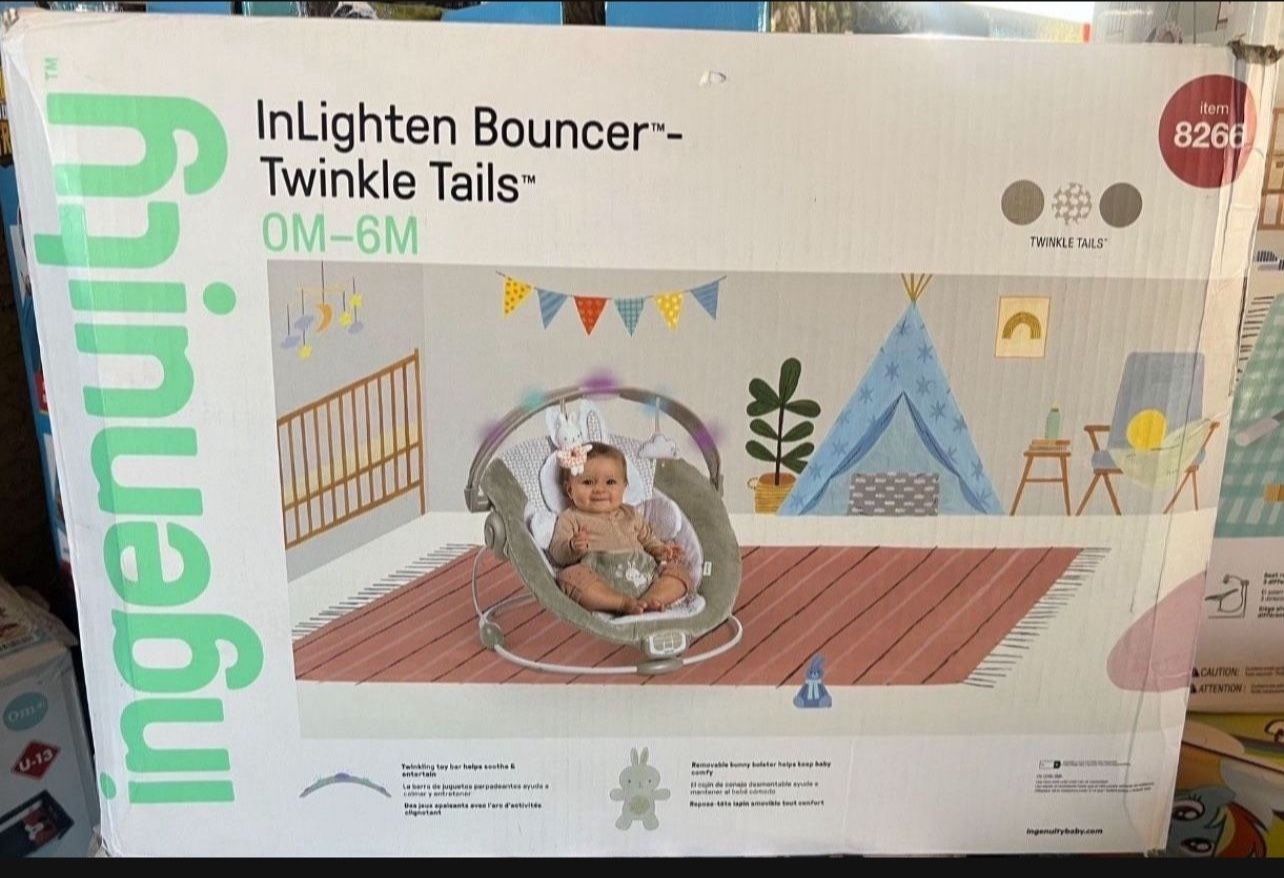 Ingenuity Twinkle Tails Vibrating Infant Baby Bouncer with Lightning yToy Bar and Pillow