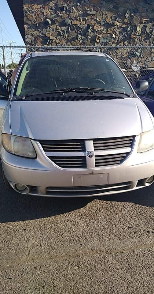 2005 Dodge Grand Caravan