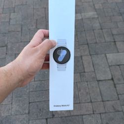 Samsung Galaxy Watch 7 